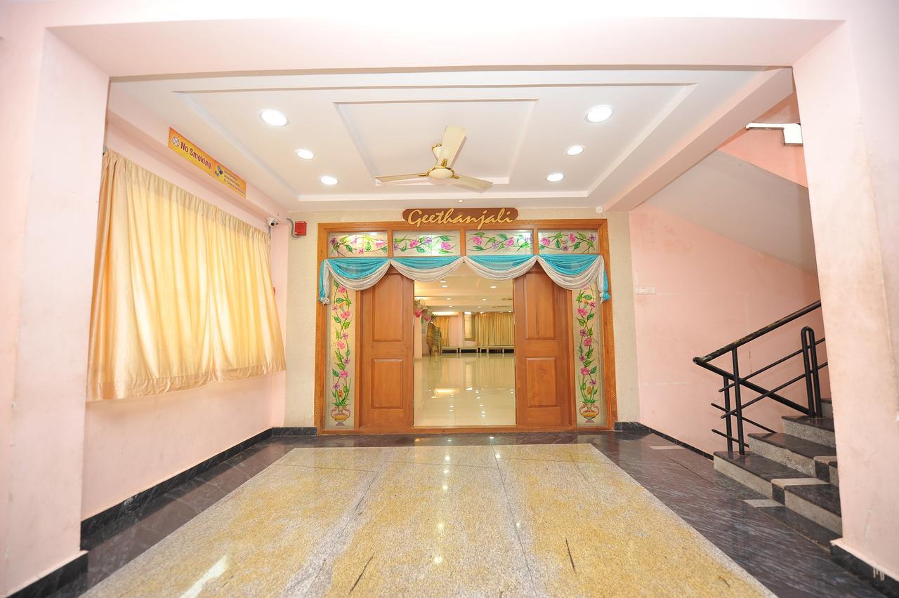 Shree Lakshmi Guest House Visakhapatnam Buitenkant foto